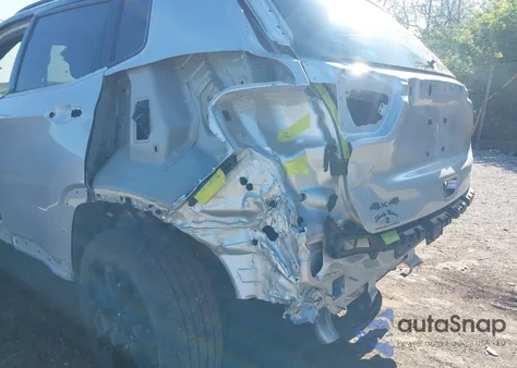 2024 Jeep Compass Latitude 4X4 из США, поврежденный, VIN 3C4NJDBN0RT159703